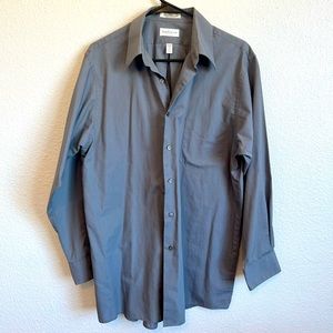 Van Heusen Size L Charcoal Dress Shirt